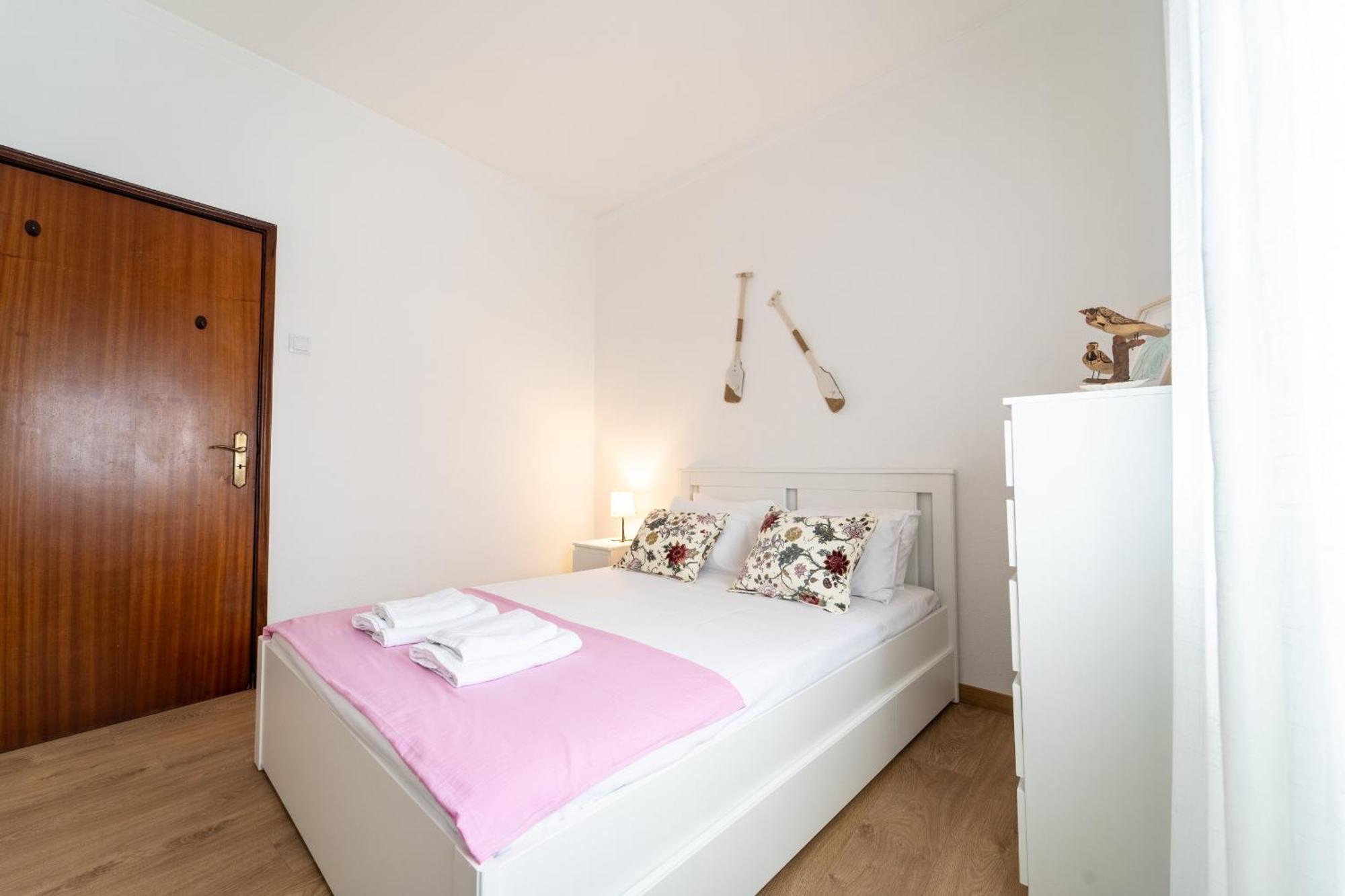 Casino And Beach Apartment By House And People Povoa de Varzim Bagian luar foto