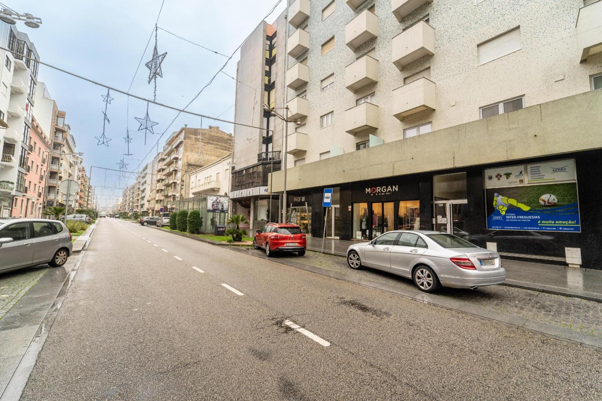 Casino And Beach Apartment By House And People Povoa de Varzim Bagian luar foto